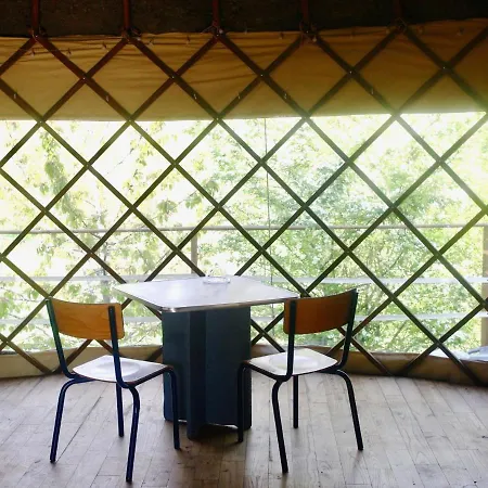 Le Cri De La Yourte Glamping *